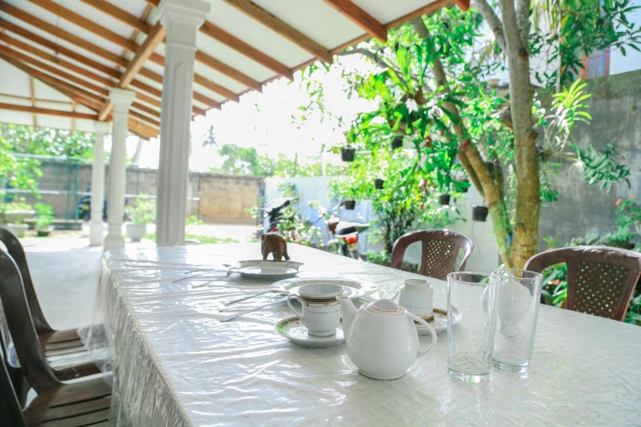 Hansi Resort Mirissa Exterior photo